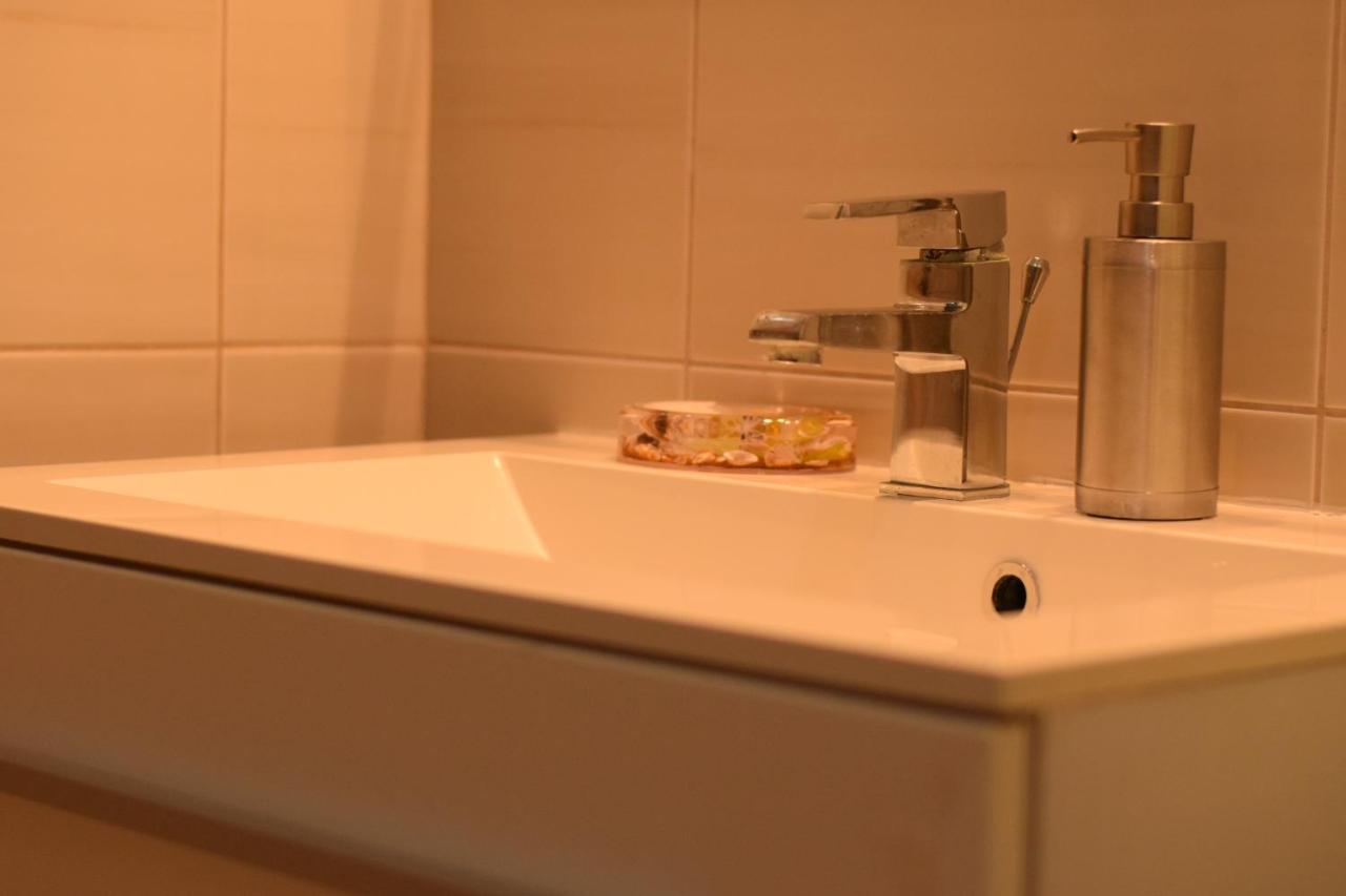 Studio Apartman Marina โวดีเซ ภายนอก รูปภาพ